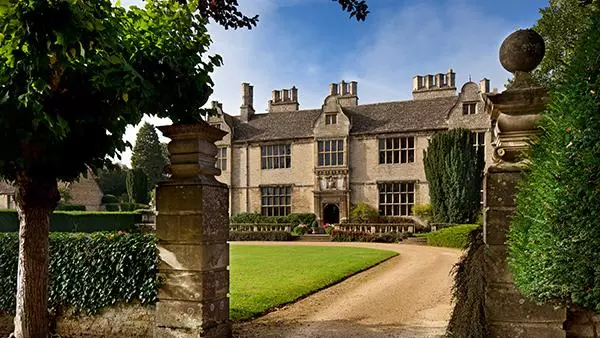 yarnton manor estate