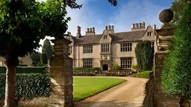 yarnton manor estate