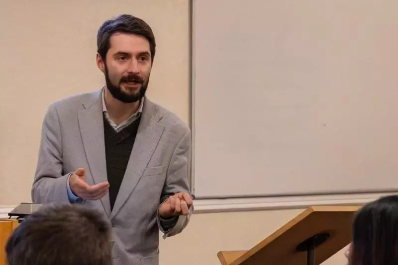 Dr Christopher Blakey teaching